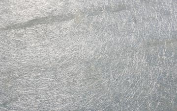 Whaw laminate fibreglass or shingles?